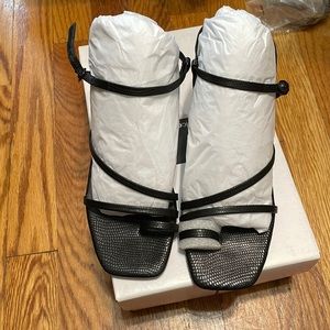 Dolce Vita Sandals Size 6.5